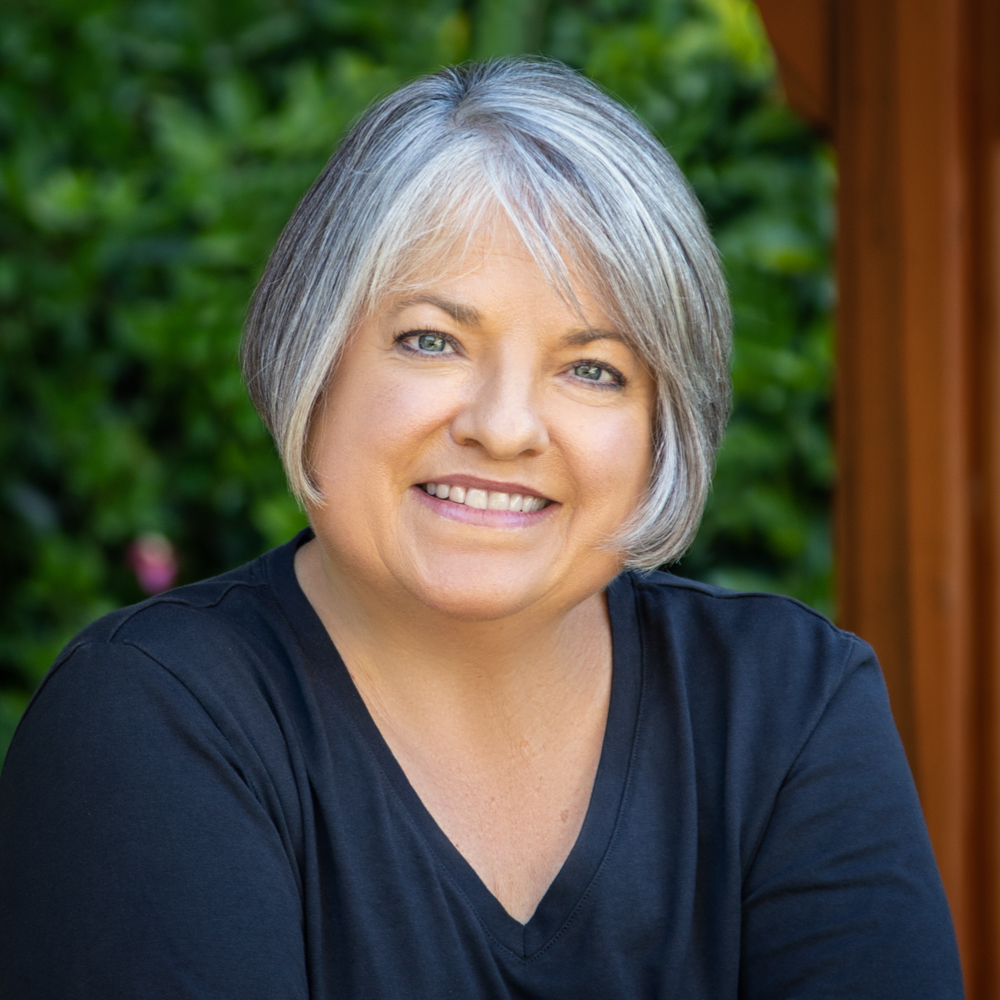 How to prepare for Business portrait Julie Diebolt Price smile in gazebo