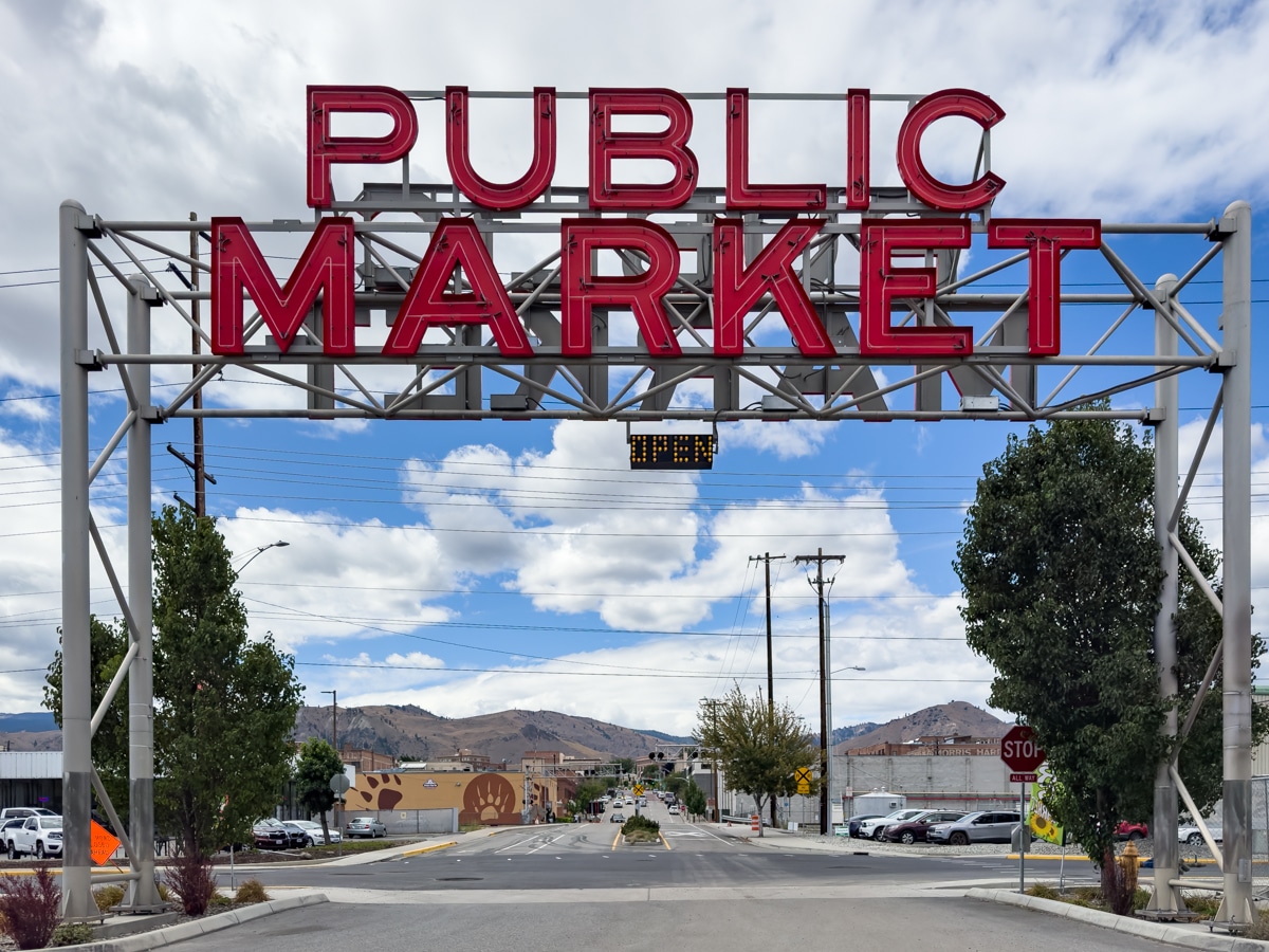 Public Market sign at Pybus Public Market