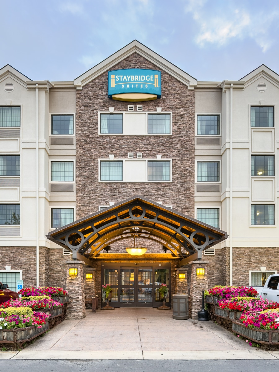 Staybridge Suites entrance at Great Falls